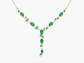 Emerald-green vine Y necklace